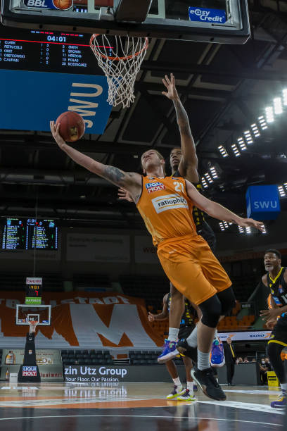 竞技的比拼 竞技的比拼