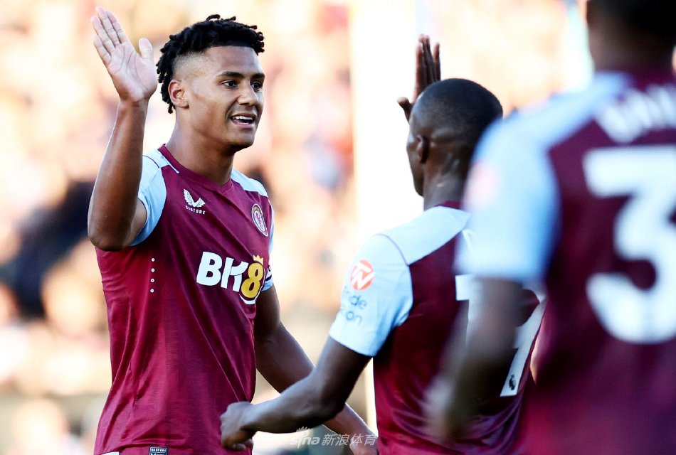 斯遭冷遇 斯遭冷遇